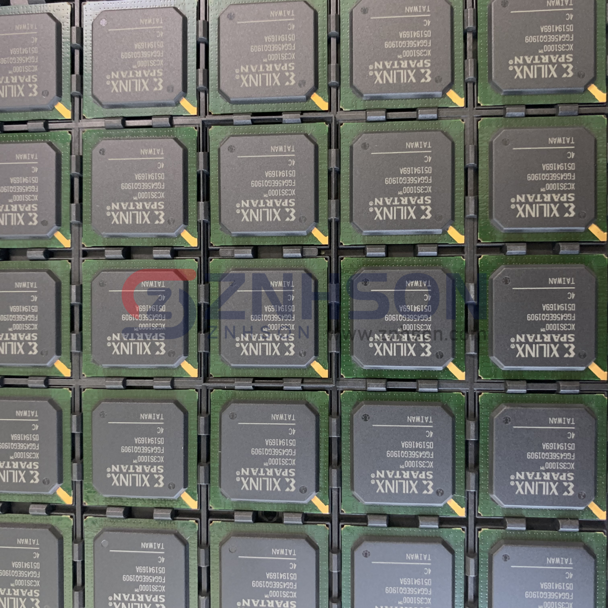 XC3S1000-4FG456C